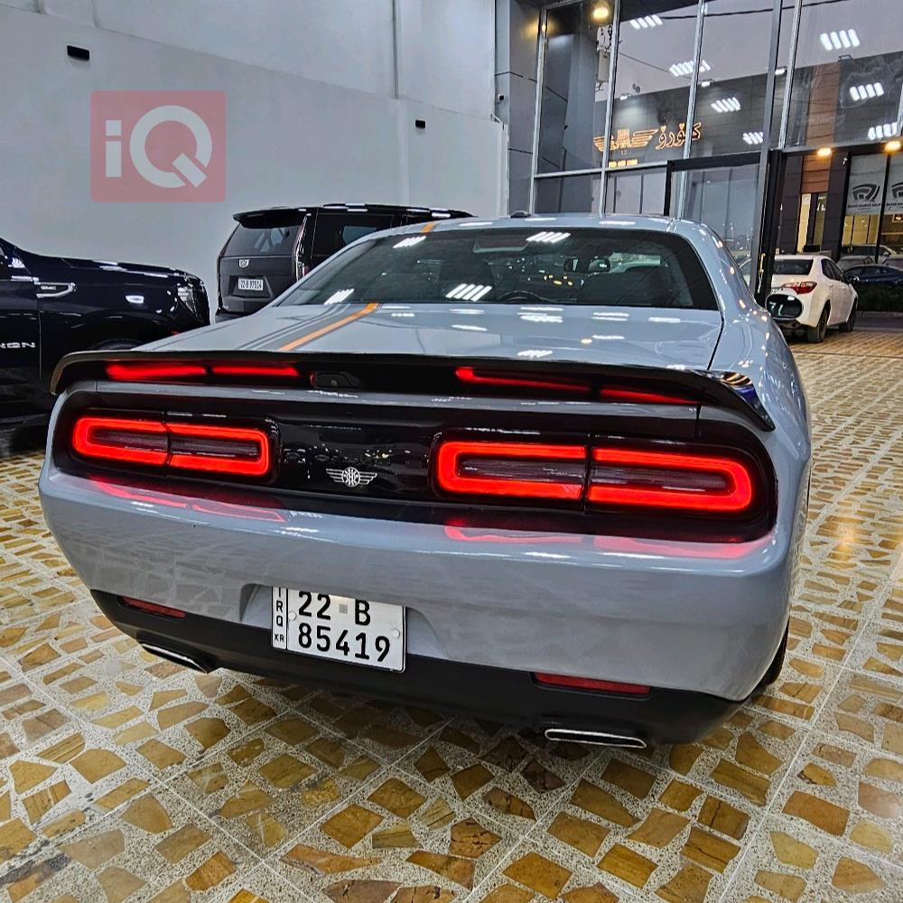 Dodge Challenger